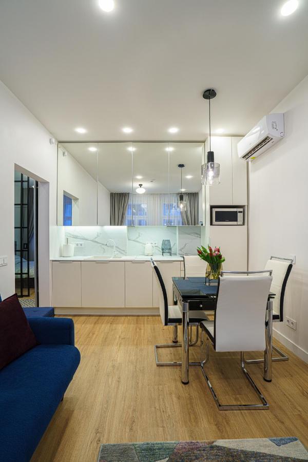 Moder Chic Apartment In Center-Prime Rentals Kaunas Extérieur photo
